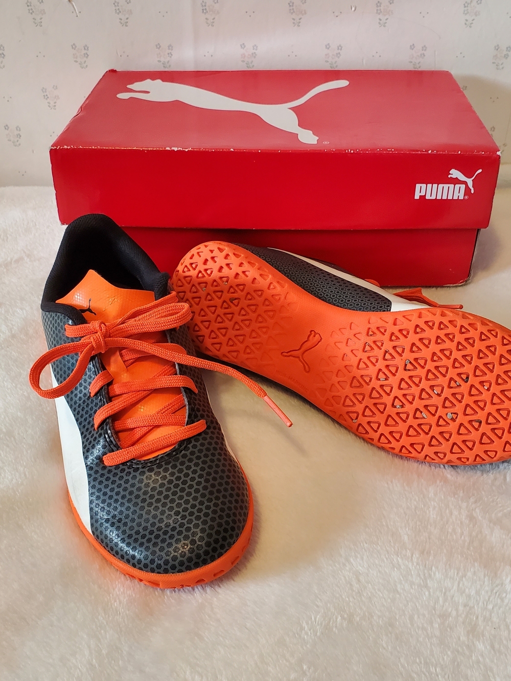Puma Black & Orange Indoor Junior Soccer Shoes Size 3